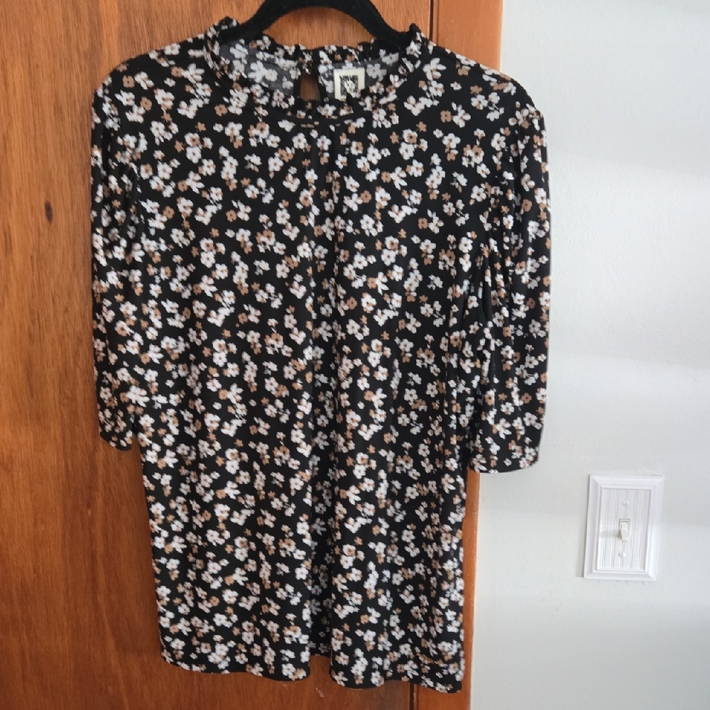 Anne Klein Black Floral Blouse